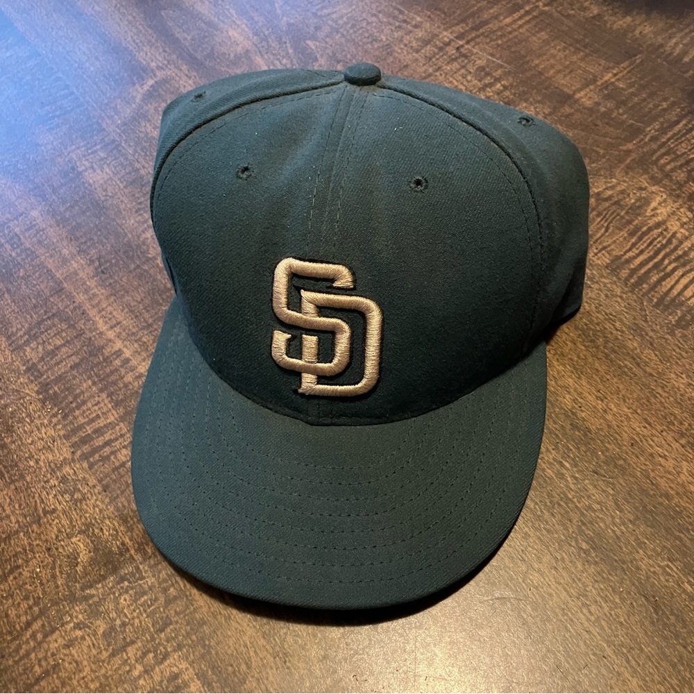 San diego Padres new era fitted cap